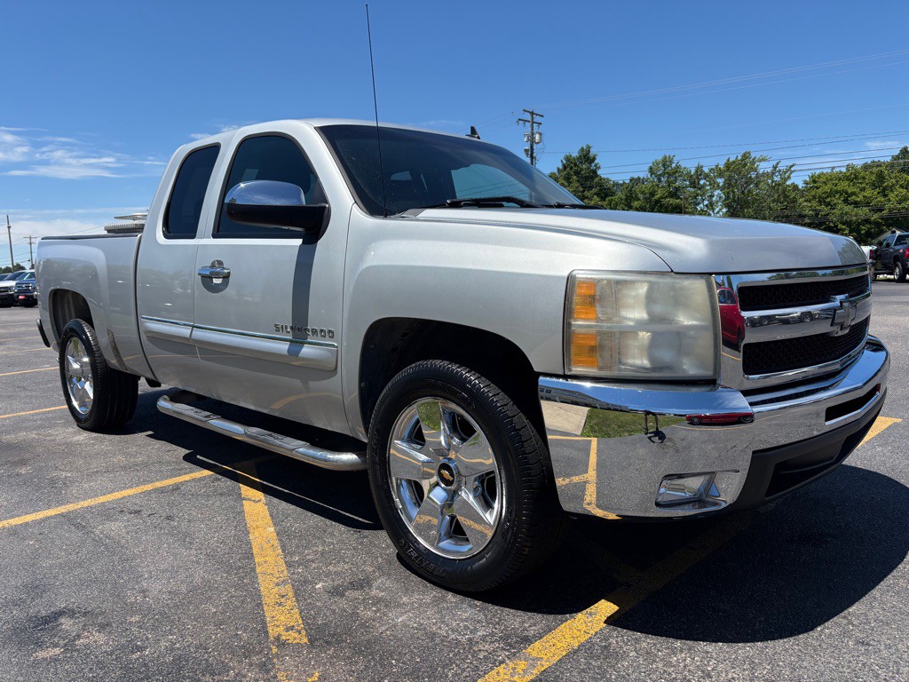 2011 Chevrolet Silverado 1500 Image 4