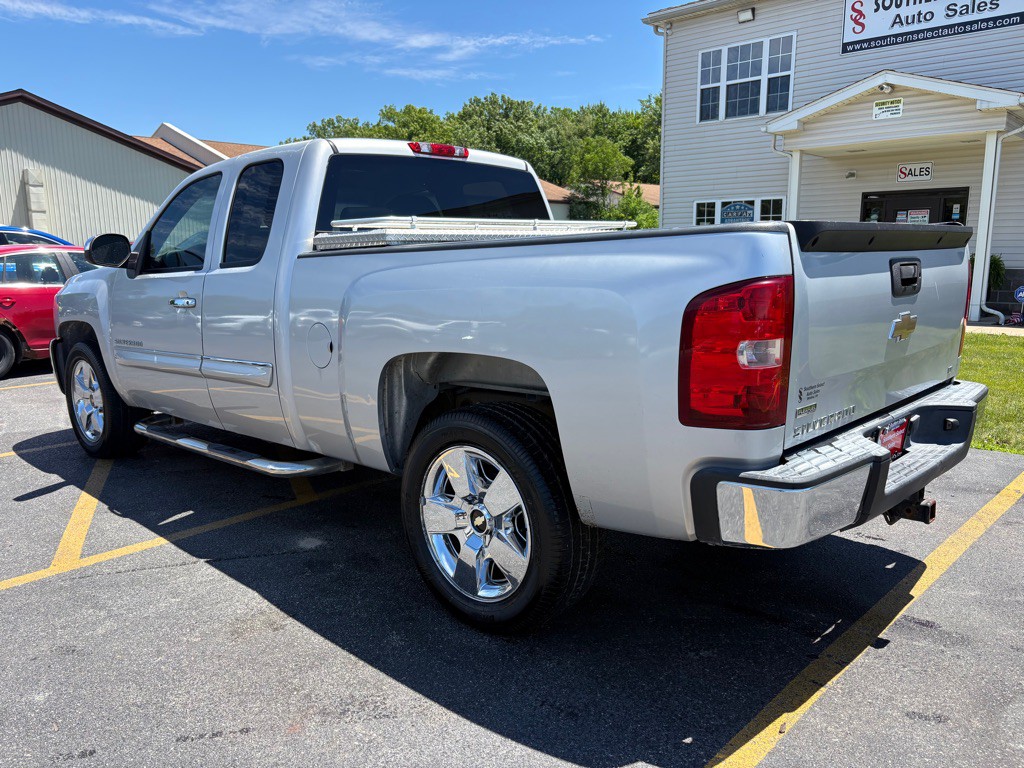 2011 Chevrolet Silverado 1500 Image 9