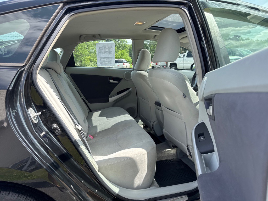 2010 Toyota Prius Image 12