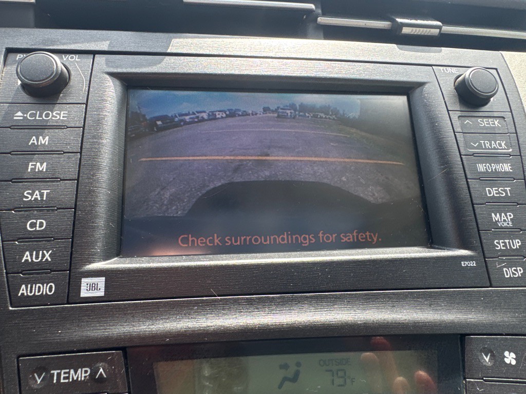 2010 Toyota Prius Image 16