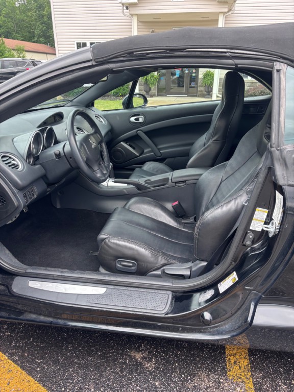 2011 Mitsubishi Eclipse Image 10