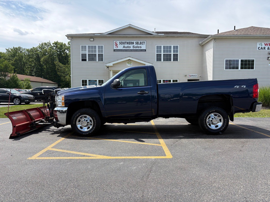 2010 Chevrolet Silverado 1500 Image 1