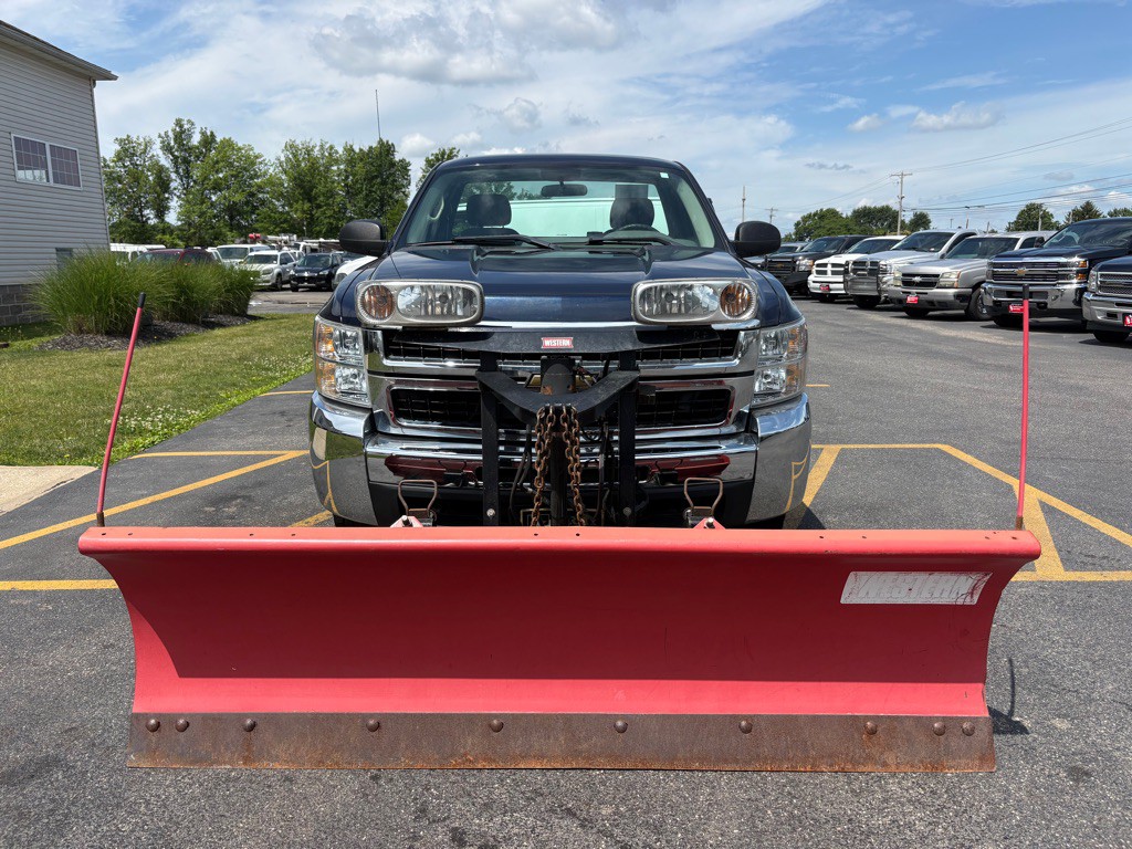 2010 Chevrolet Silverado 1500 Image 3