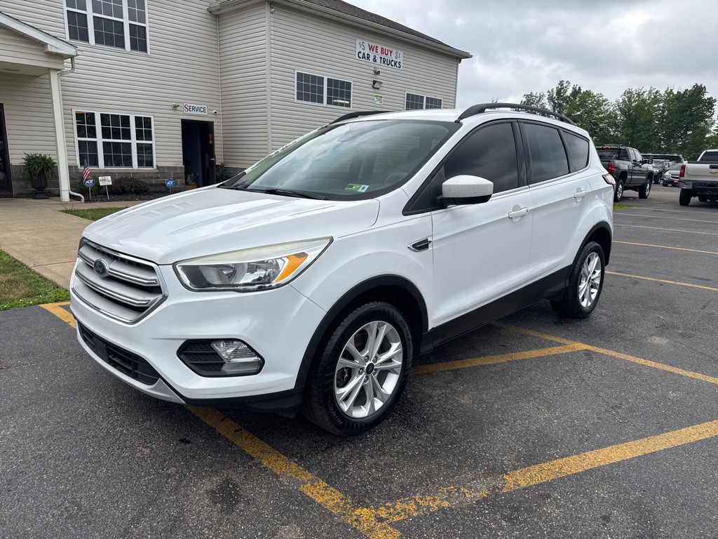 2018 Ford Escape Image 2