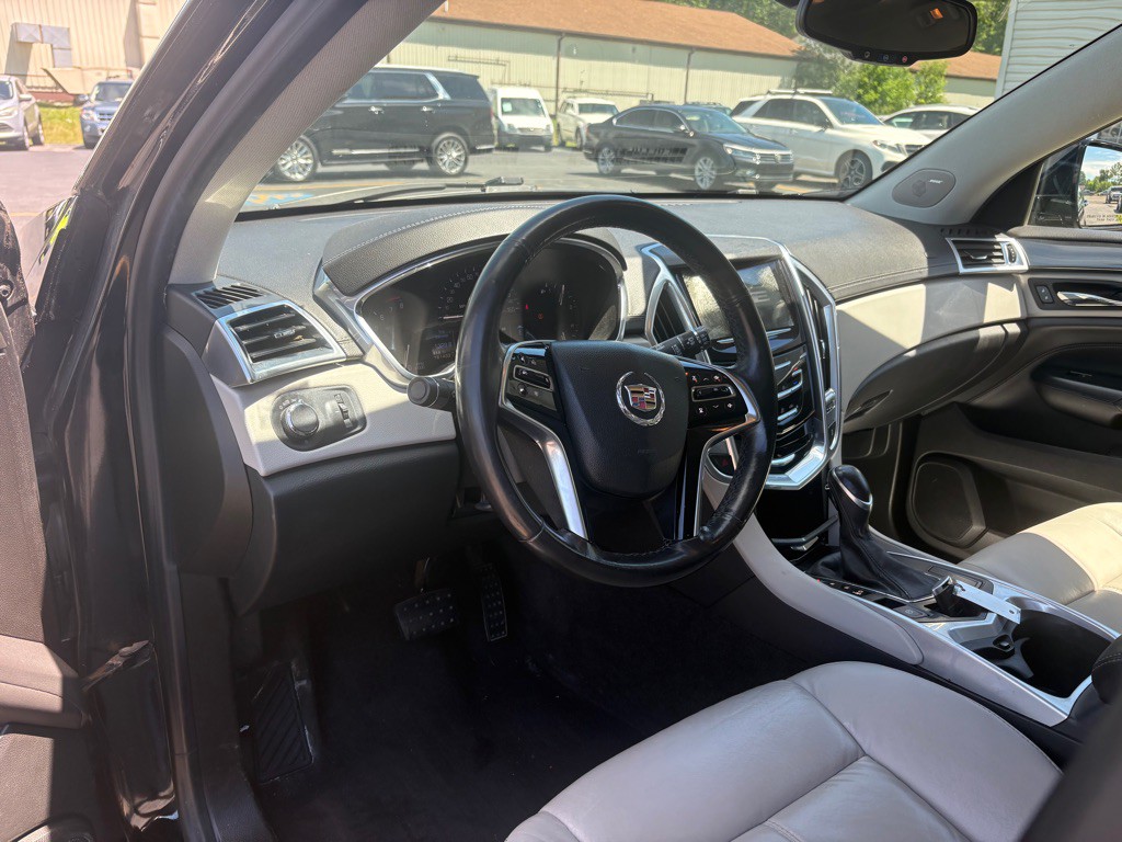 2013 Cadillac SRX Image 13