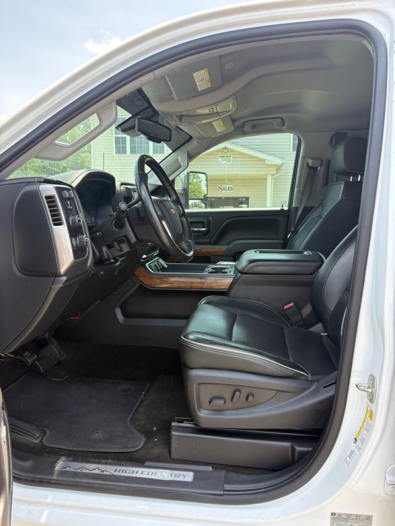 2017 Chevrolet Silverado 1500 Image 10