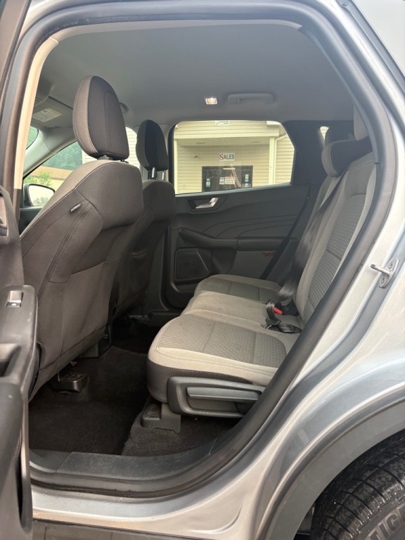2021 Ford Escape Image 10