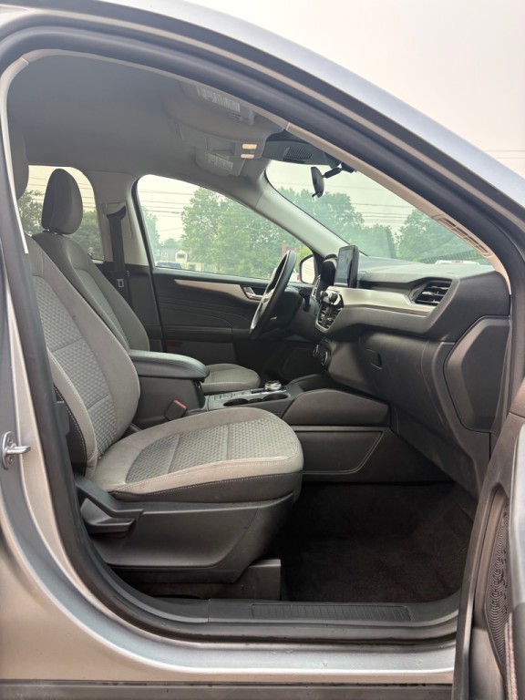2021 Ford Escape Image 11