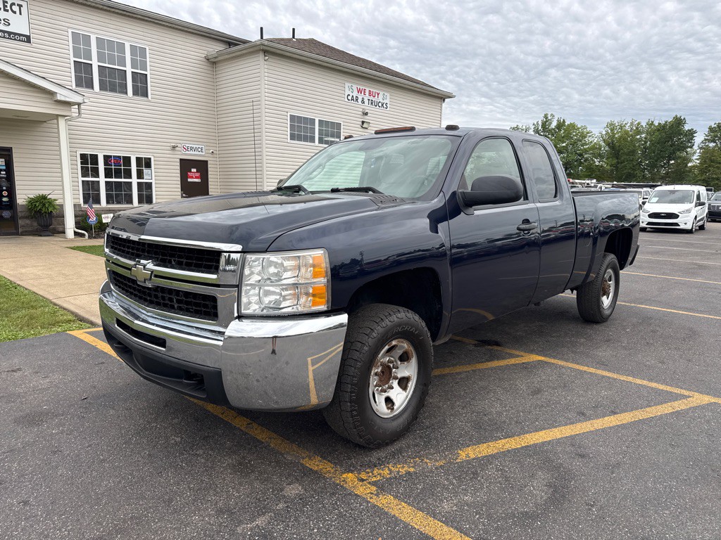 2007 Chevrolet Silverado 1500 Image 2