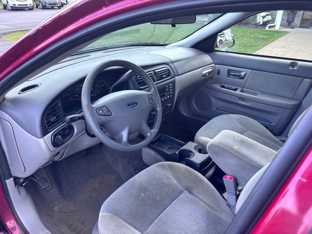 2001 Ford Taurus Image 13