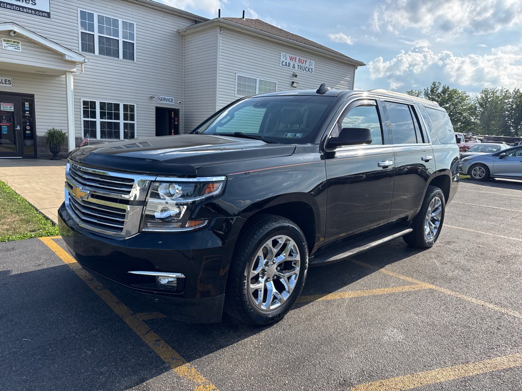 2015 Chevrolet Tahoe Image 2