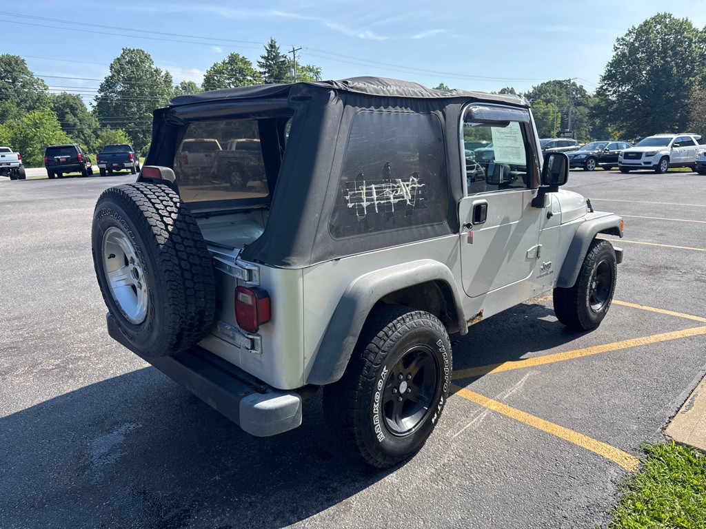 2004 Jeep Wrangler Image 6