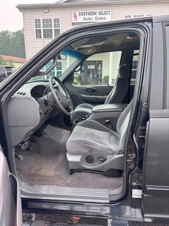 2001 Ford F-150 Image 10