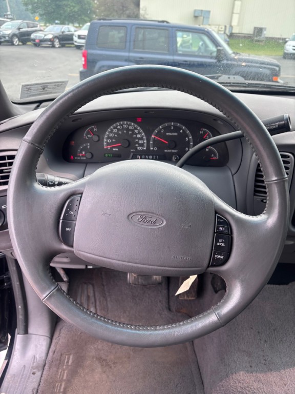 2001 Ford F-150 Image 16