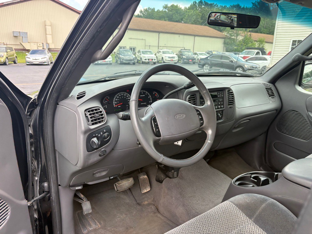 2001 Ford F-150 Image 13