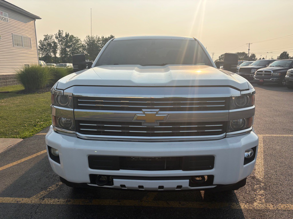 2015 Chevrolet Silverado 1500 Image 3