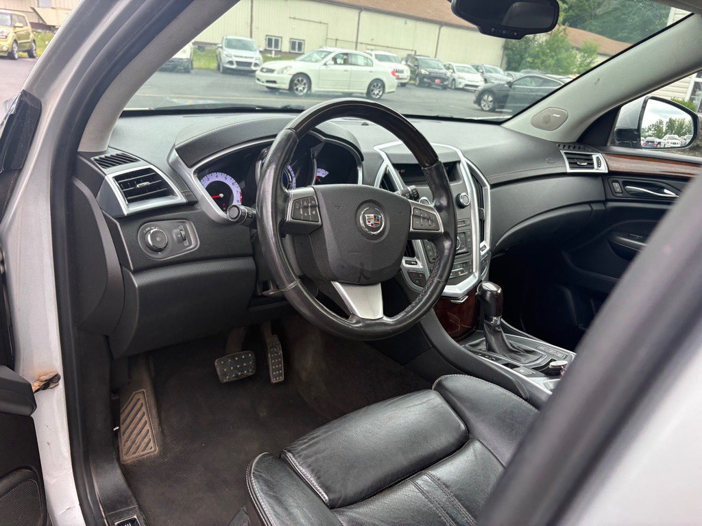 2012 Cadillac SRX Image 13