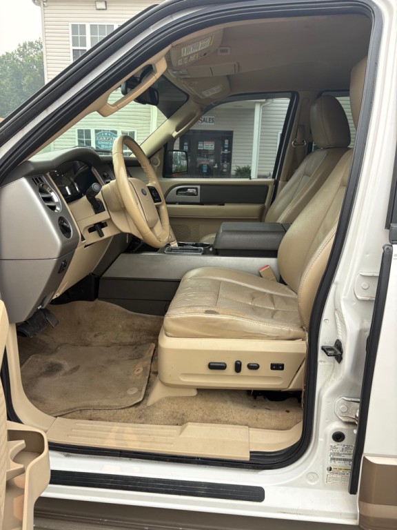 2013 Ford Expedition Image 9