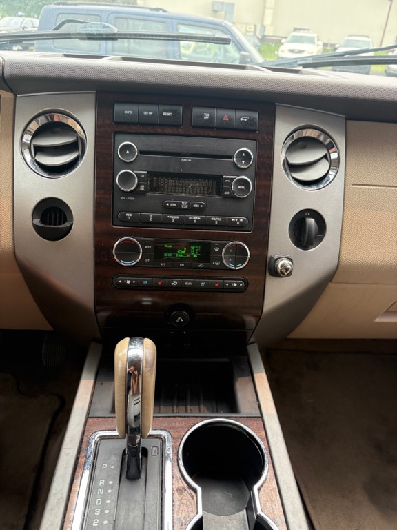 2013 Ford Expedition Image 16