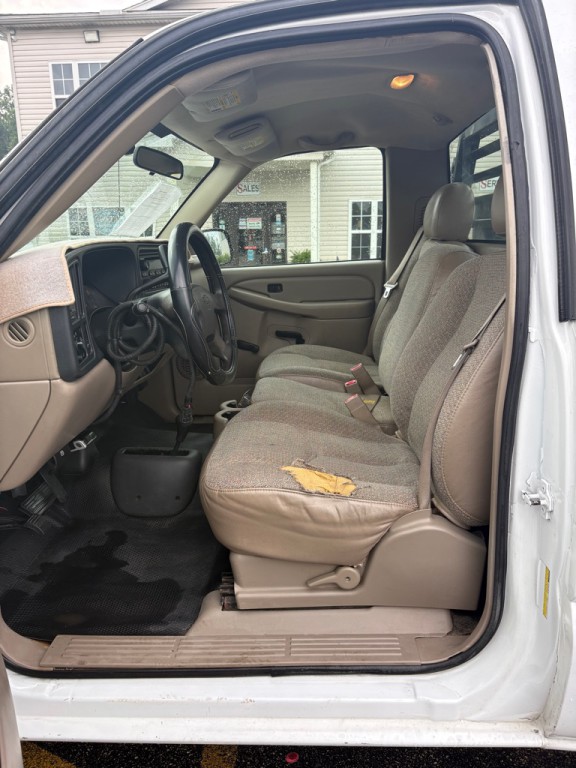 2005 Chevrolet Silverado 1500 Image 9