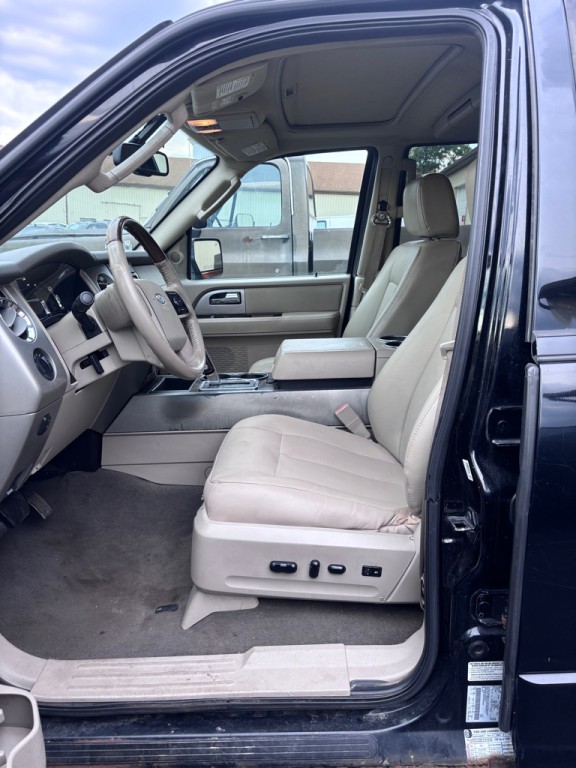 2008 Ford Expedition Image 9