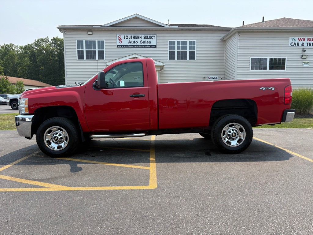 2013 Chevrolet Silverado 1500 Image 1