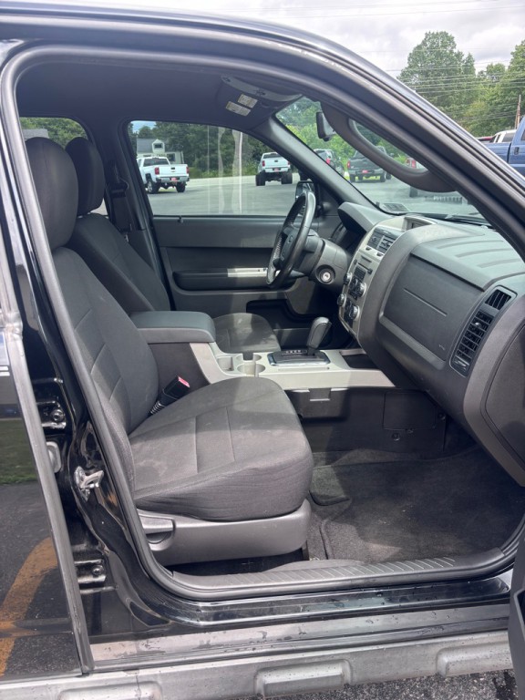 2010 Ford Escape Image 11