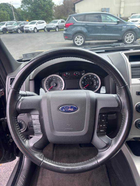 2010 Ford Escape Image 16