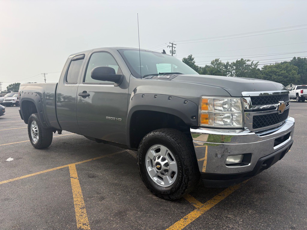 2011 Chevrolet Silverado 1500 Image 4
