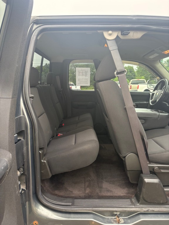 2011 Chevrolet Silverado 1500 Image 12