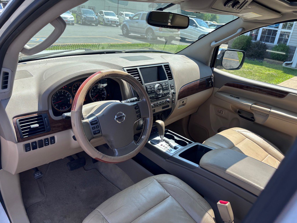 2012 Nissan Armada Image 15