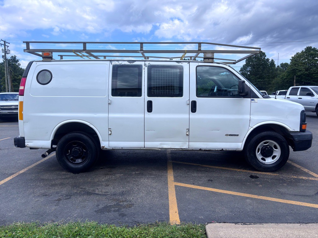 2006 Chevrolet Express Image 5