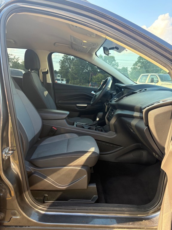 2017 Ford Escape Image 11