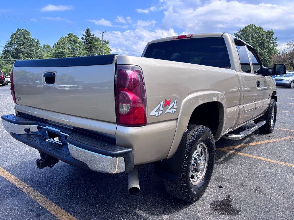2003 Chevrolet Silverado 1500 Image 6