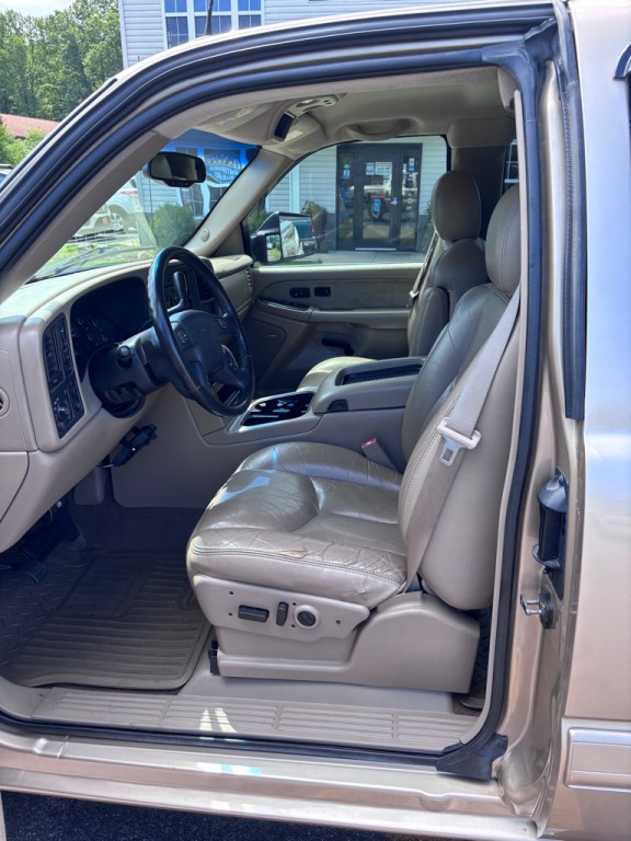 2003 Chevrolet Silverado 1500 Image 10