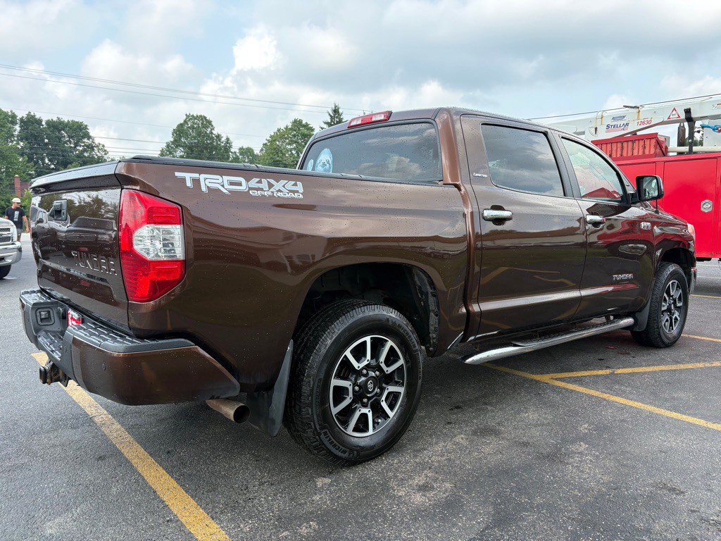 2017 Toyota Tundra Image 6