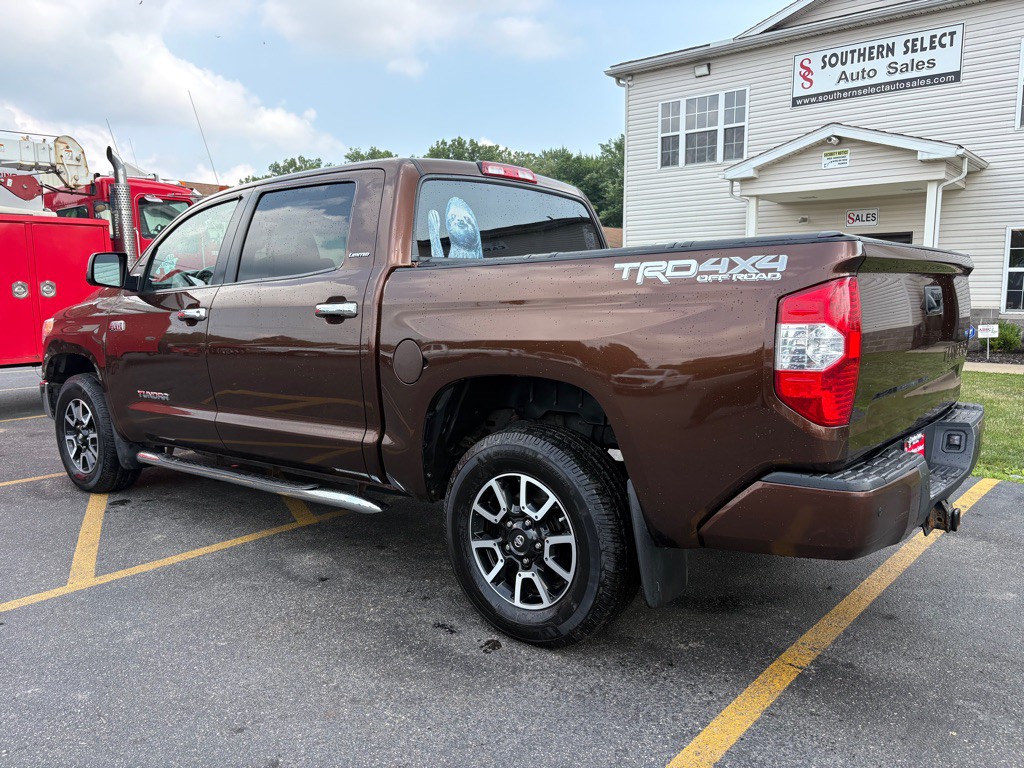 2017 Toyota Tundra Image 9