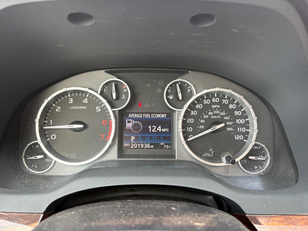 2017 Toyota Tundra Image 15