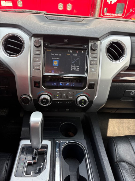 2017 Toyota Tundra Image 16