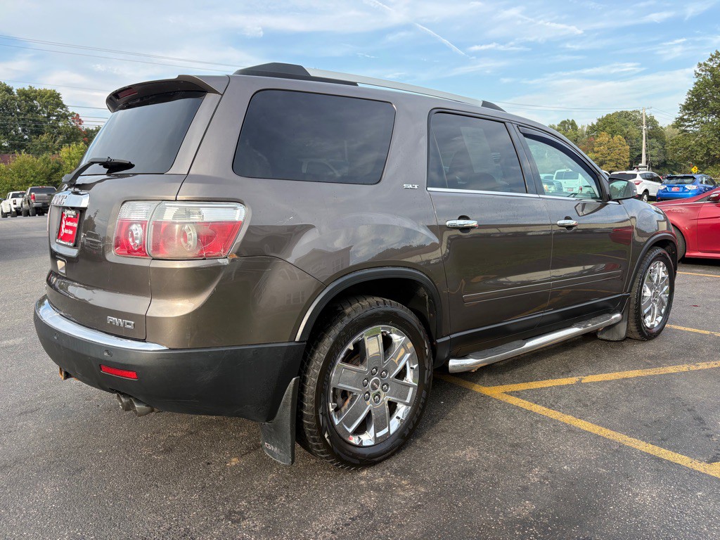 2010 GMC Acadia Image 6