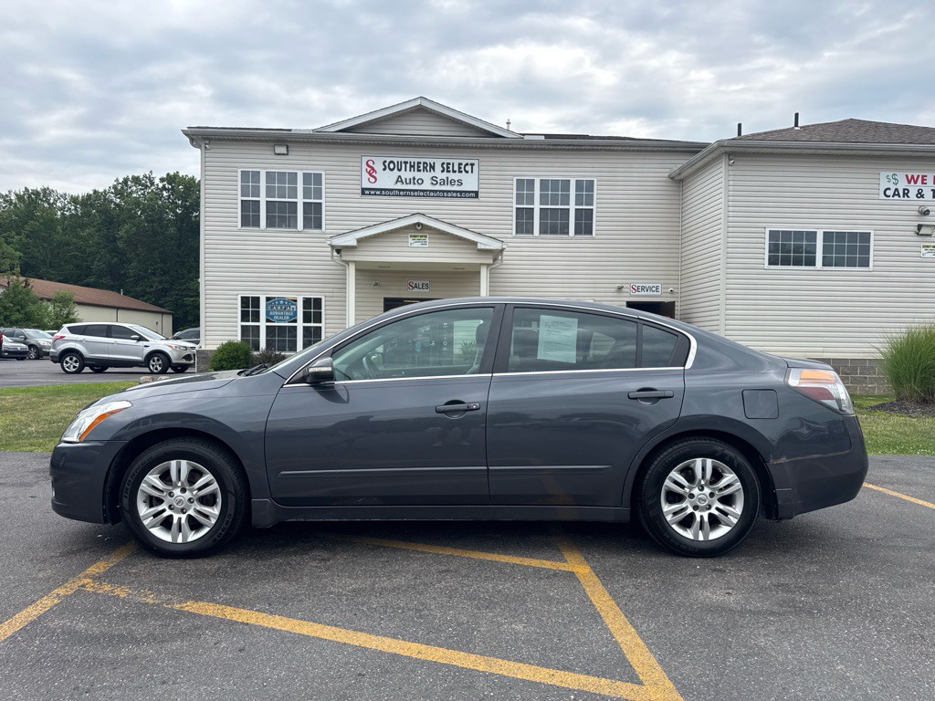 2011 Nissan Altima Image 1