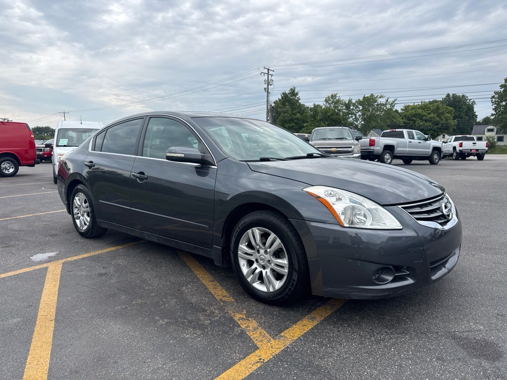 2011 Nissan Altima Image 4