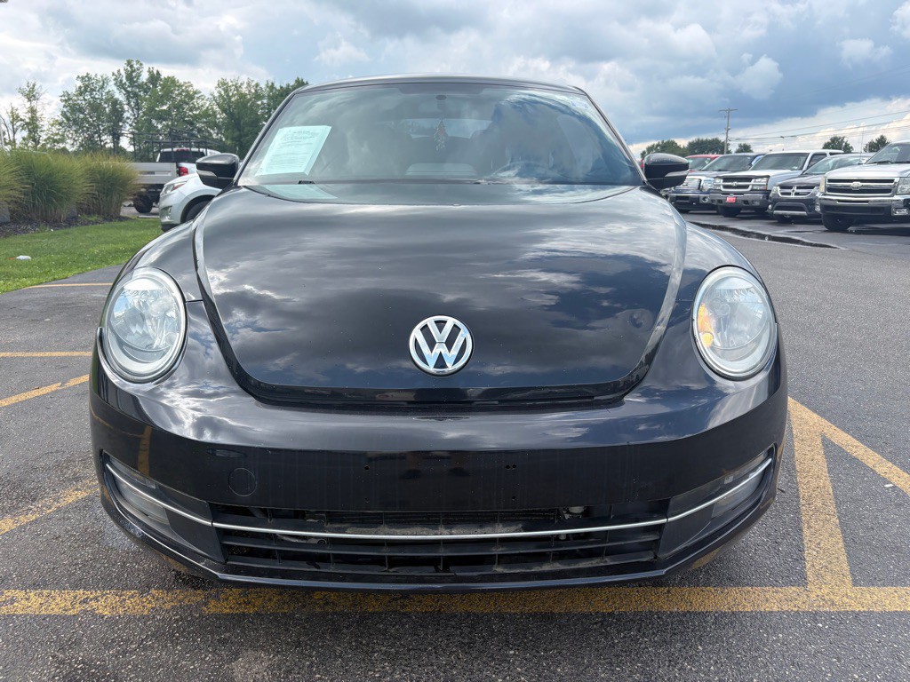 2015 Volkswagen Beetle Image 3