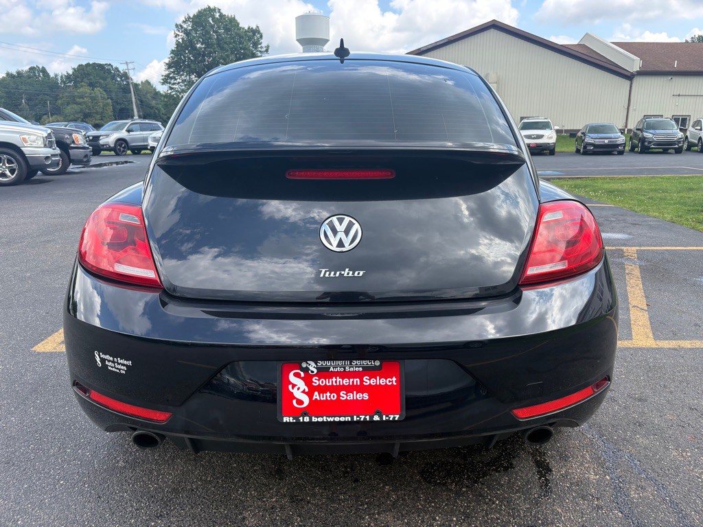 2015 Volkswagen Beetle Image 7