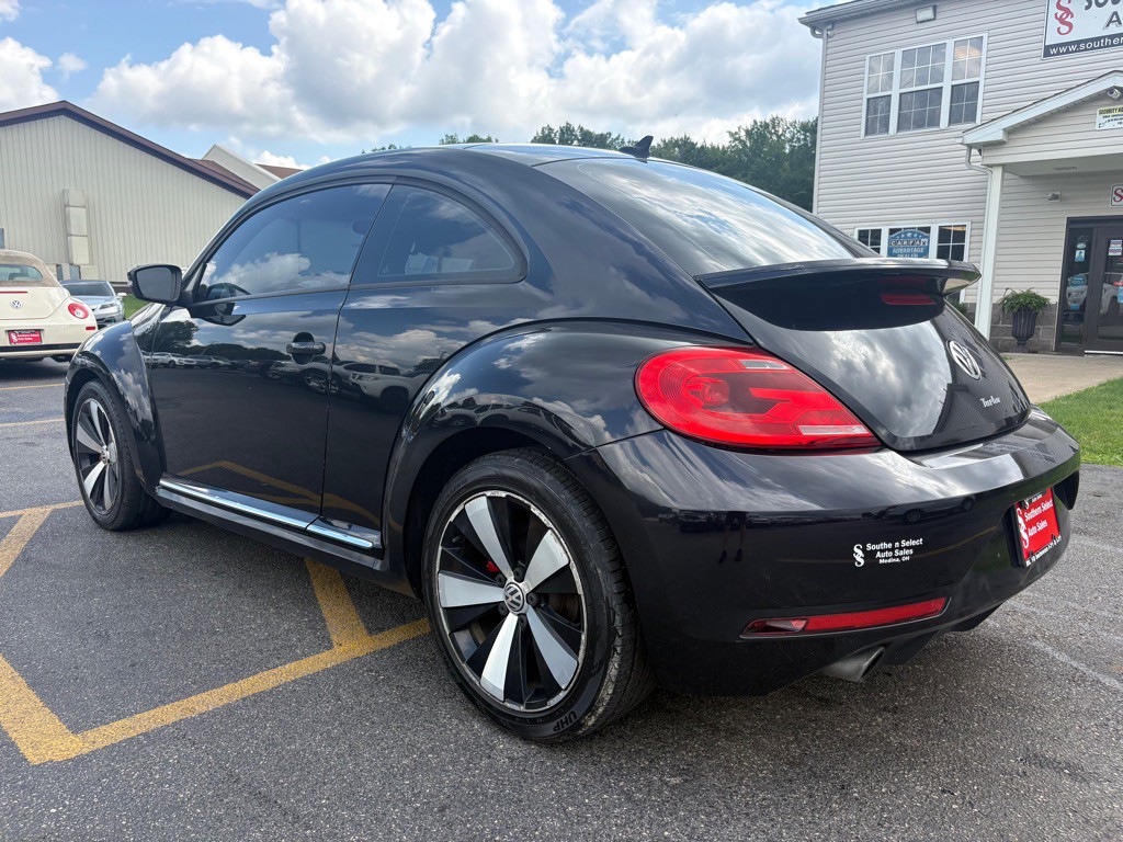 2015 Volkswagen Beetle Image 8