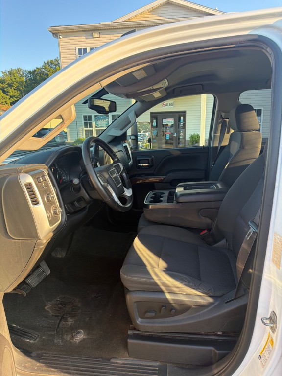 2017 GMC Sierra 2500 Image 10