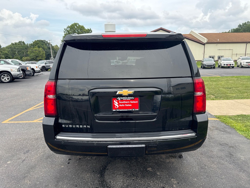 2015 Chevrolet Suburban Image 7