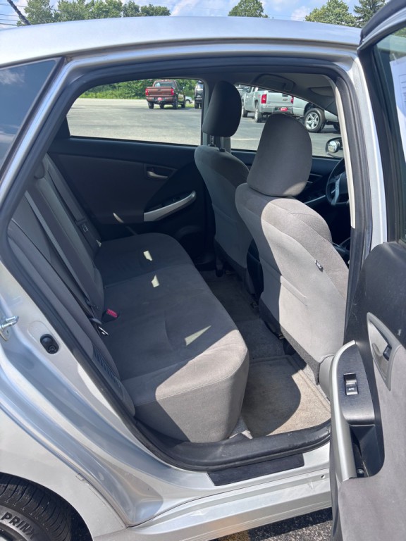 2014 Toyota Prius Image 12