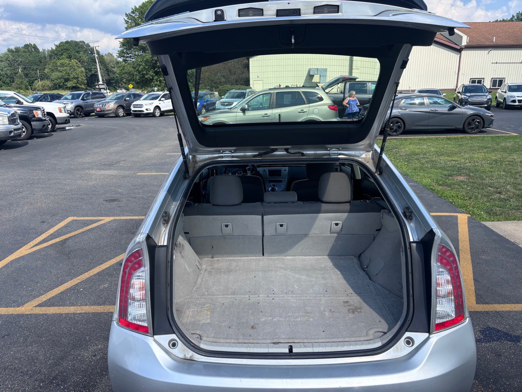2014 Toyota Prius Image 13