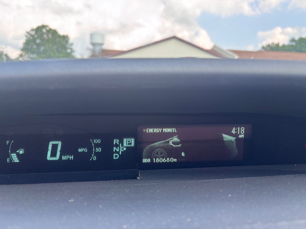 2014 Toyota Prius Image 15